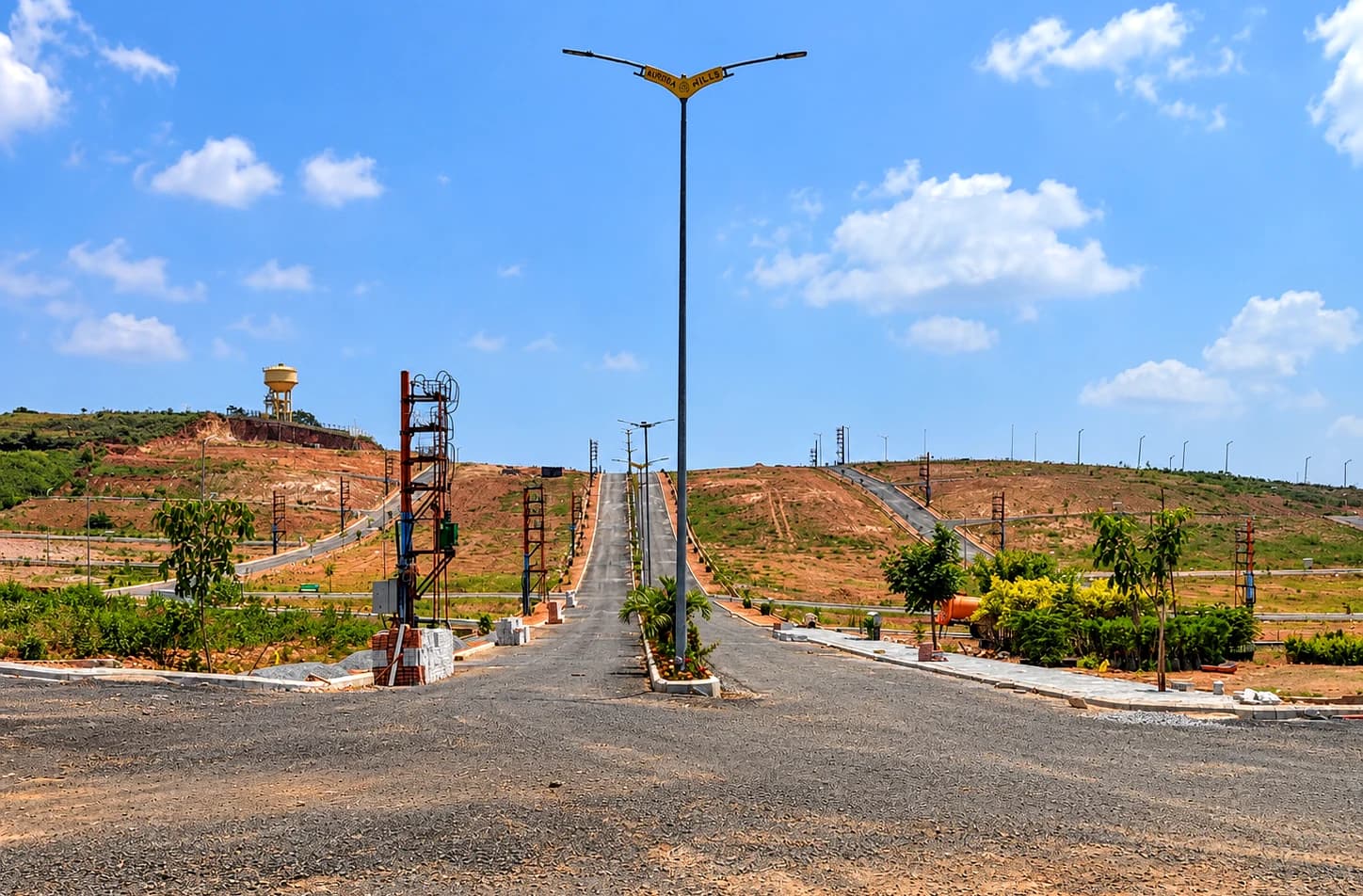 Central Avenue Looking Towards Hilltop Reservoir